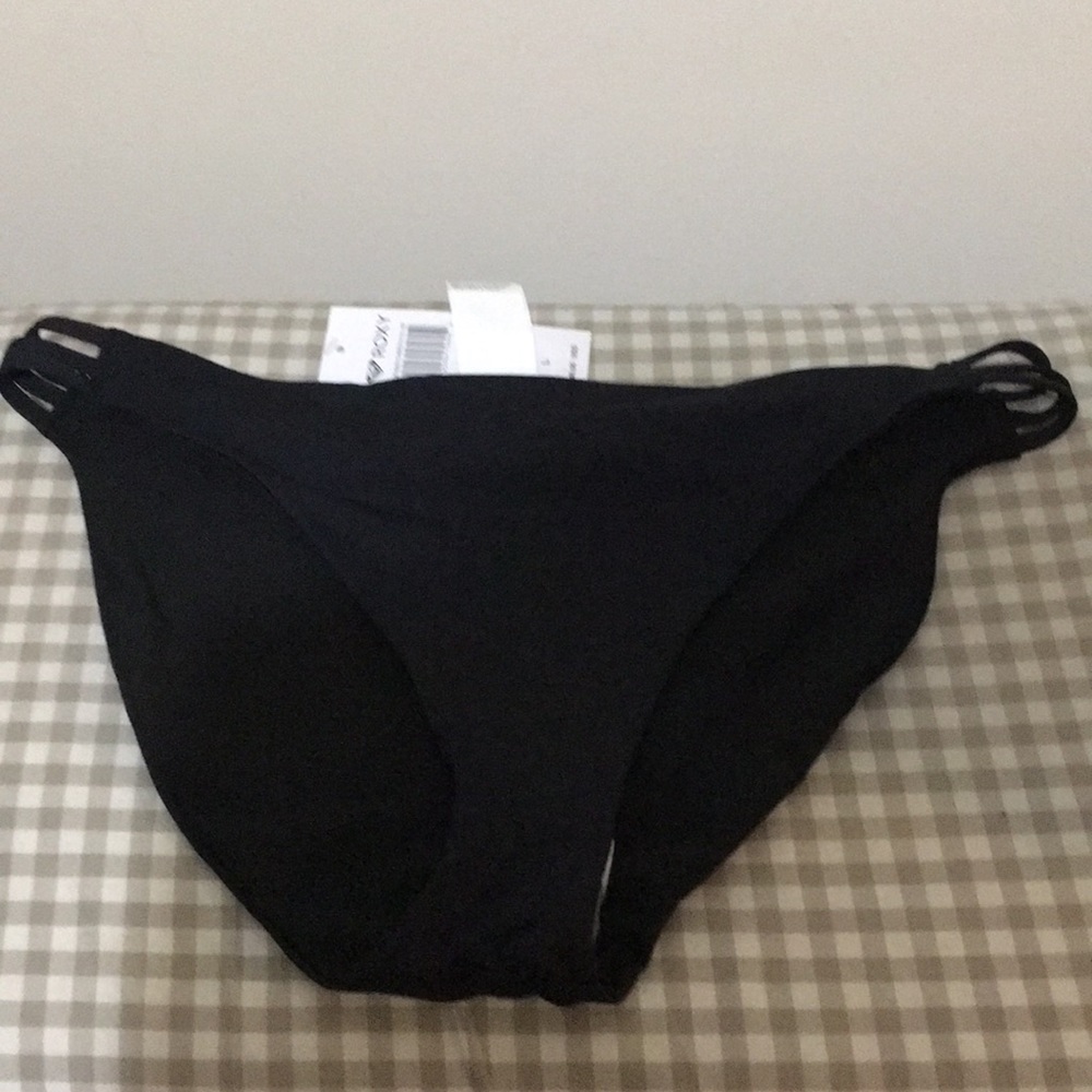 Brand New Roxy Swim